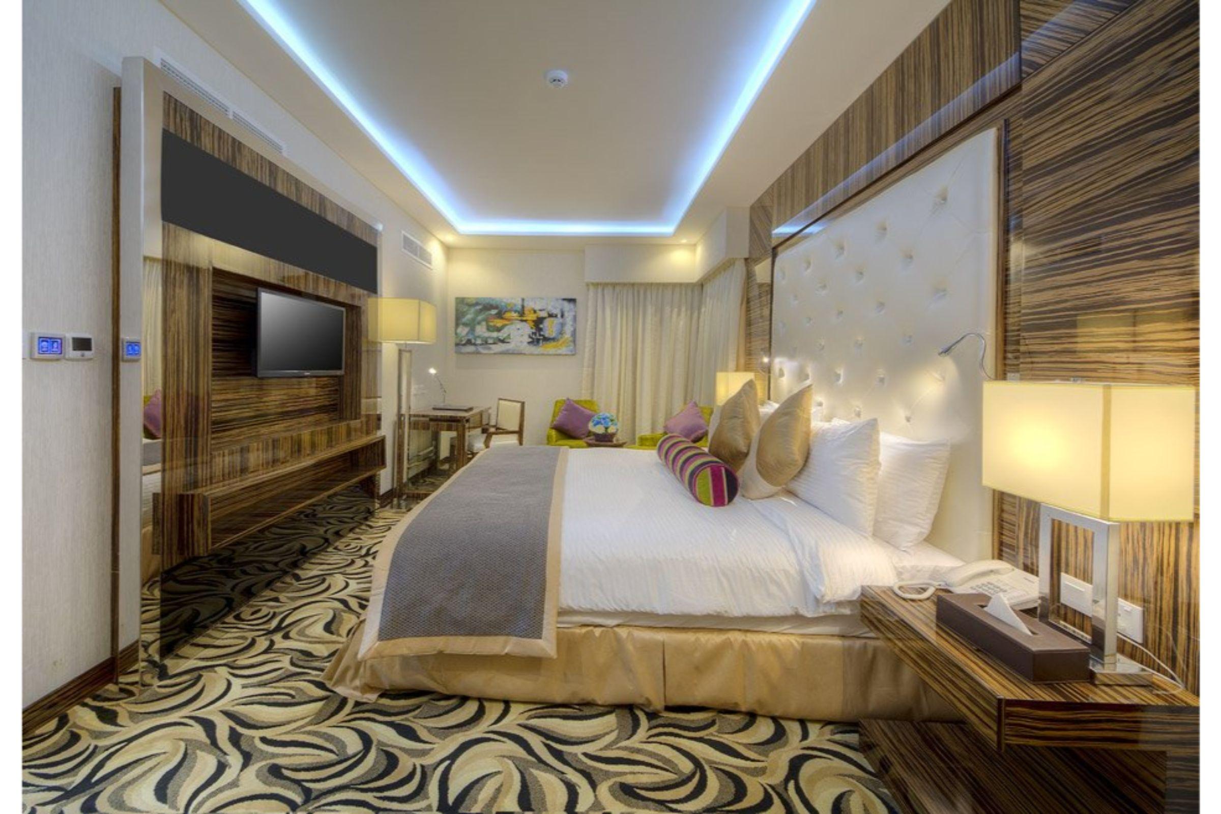 Orchid Vue Hotel Дубай Экстерьер фото