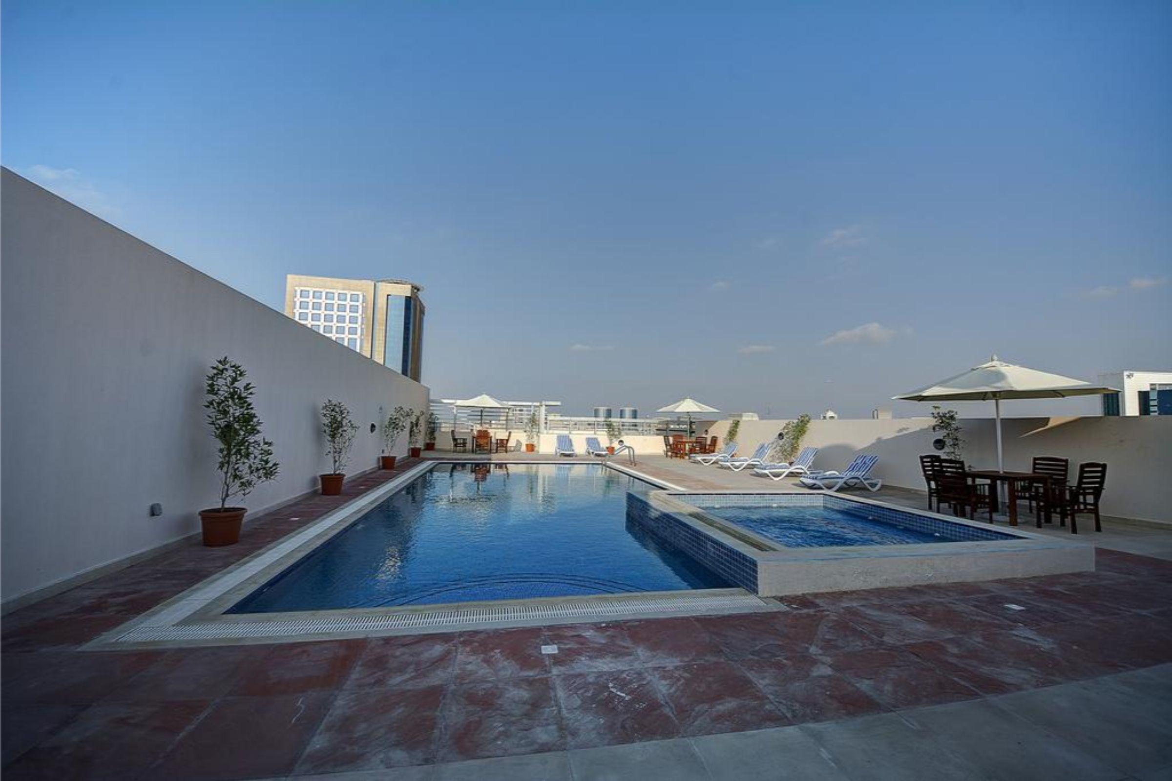Orchid Vue Hotel Дубай Экстерьер фото