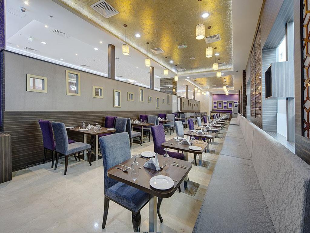 Orchid Vue Hotel Дубай Экстерьер фото